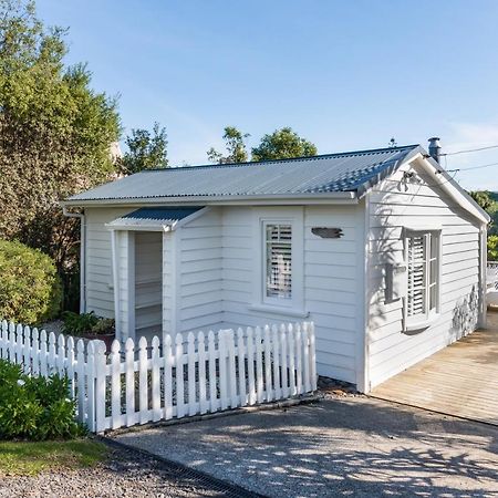 Kowhai Cottage & Studio Raglan Exterior photo