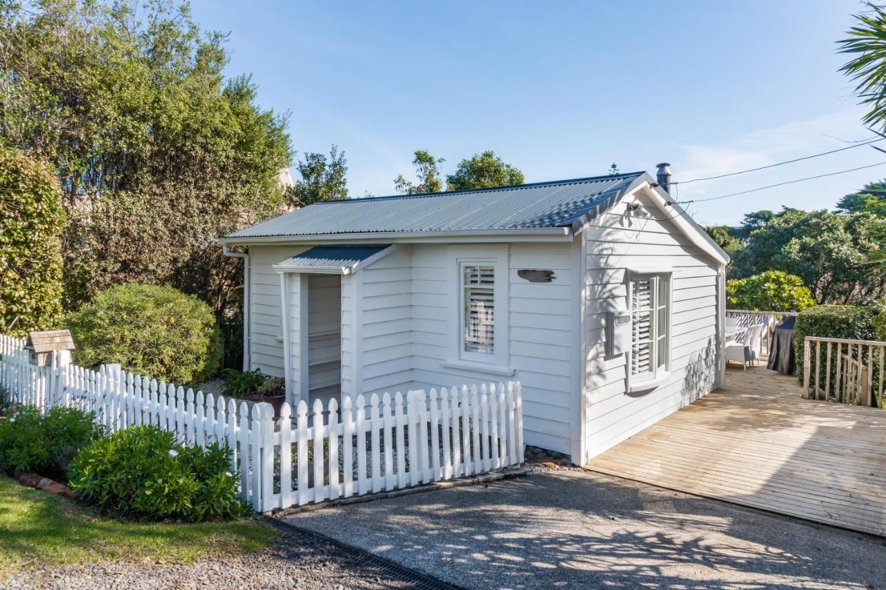 Kowhai Cottage & Studio Raglan Exterior photo