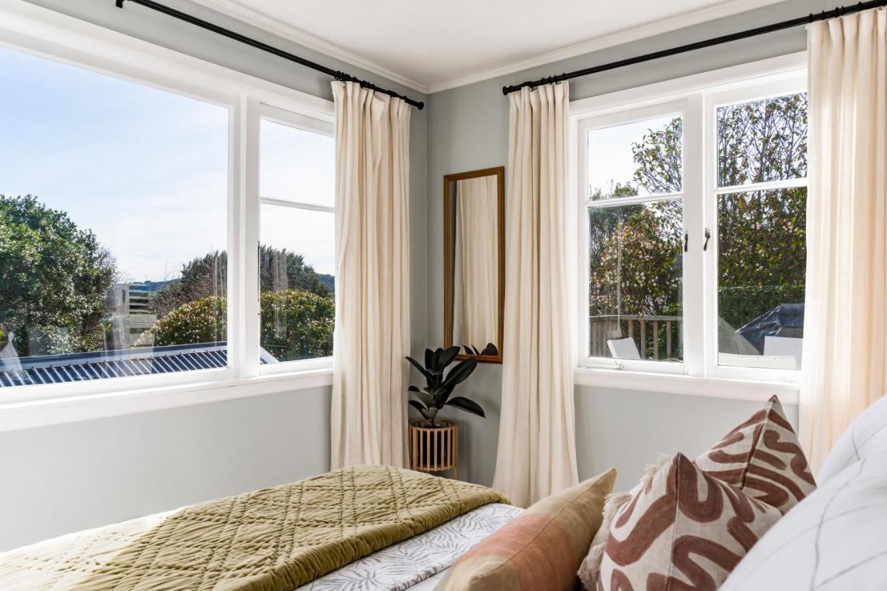 Kowhai Cottage & Studio Raglan Exterior photo